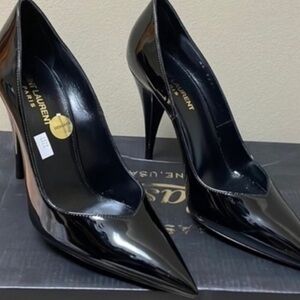 NWOT Saint Laurent Pumps